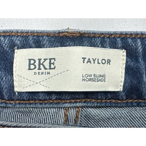 BKE Buckle Women's Taylor Low Slung Horseshoe Blue Denim Jeans - 23x28 (27x27) - Picture 4 of 6